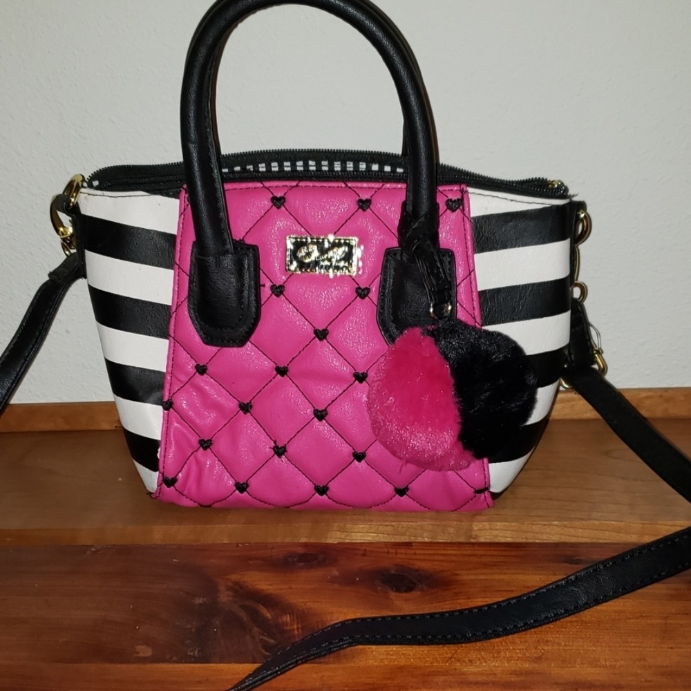 NWOT Betsey Johnson purse